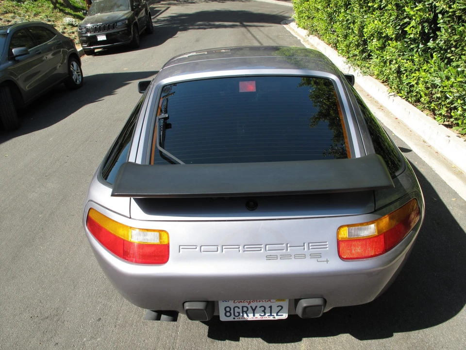 1987 Porsche 928 S4 - Image 14 of 31