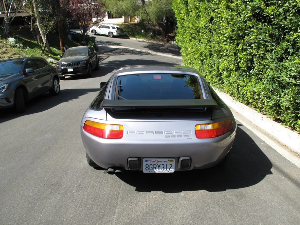 1987 Porsche 928 S4 - Image 16 of 31
