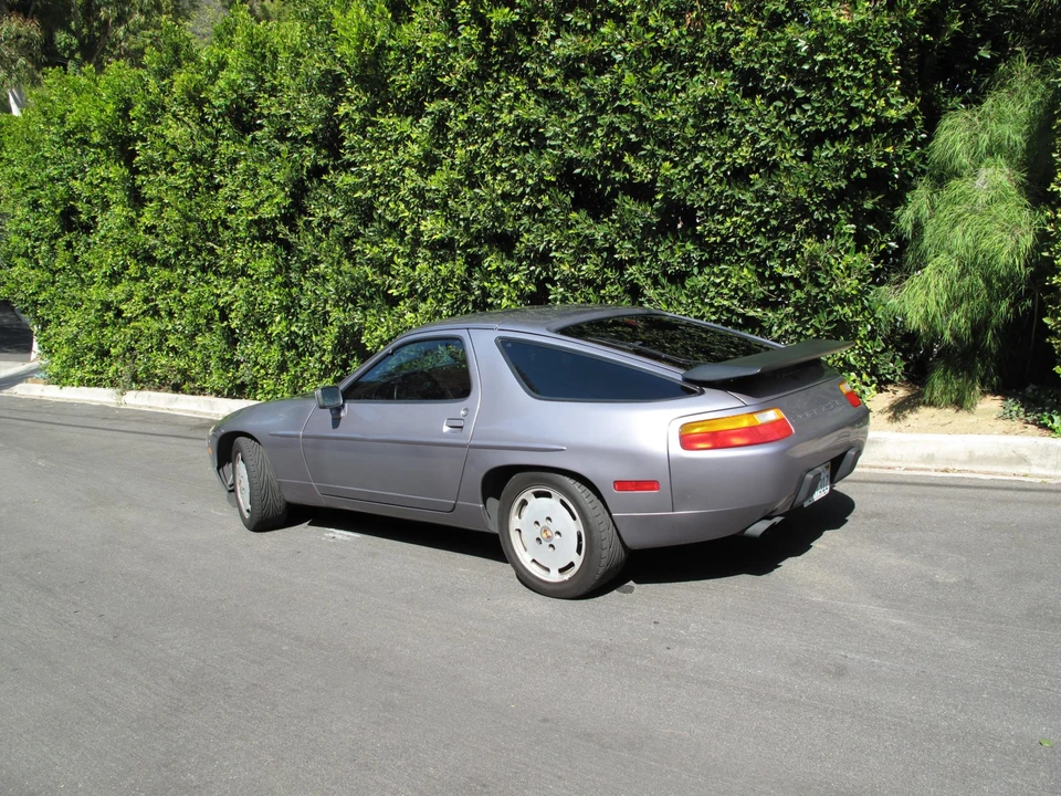 1987 Porsche 928 S4 - Image 19 of 31