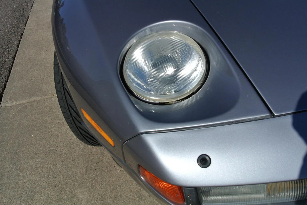 1987 Porsche 928 S4 - Image 28 of 31