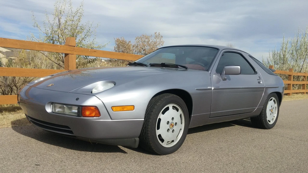 1987 Porsche 928 S4 - Image 11 of 31