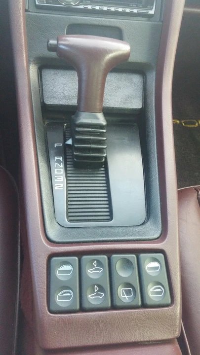 1987 Porsche 928 S4 - Image 30 of 31