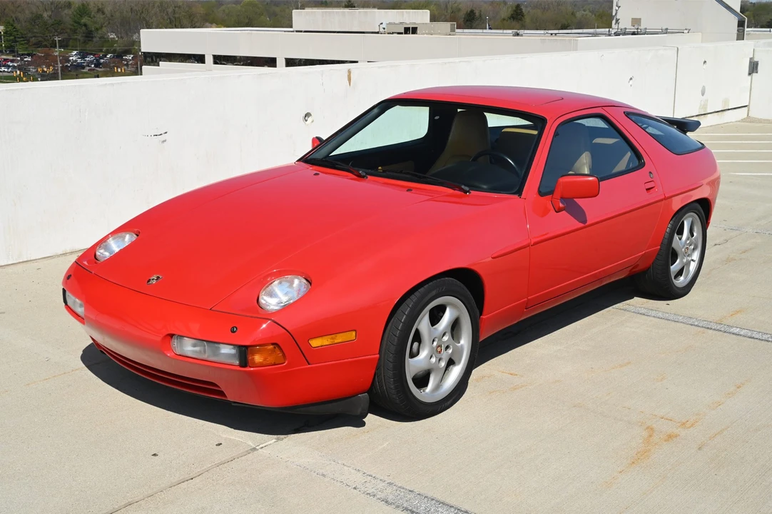 1987 Porsche 928 S4 - Image 2 of 31