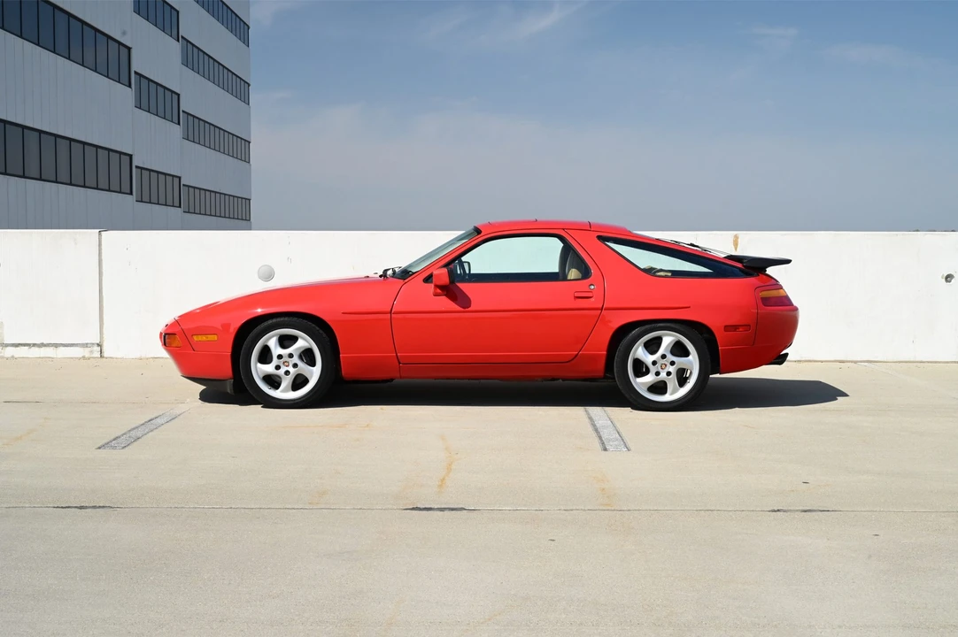1987 Porsche 928 S4 - Image 5 of 31