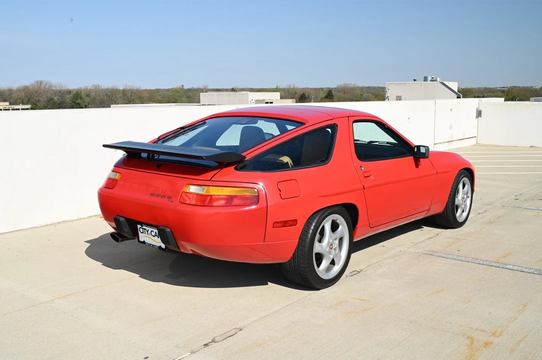 1987 Porsche 928 S4 - Image 12 of 31