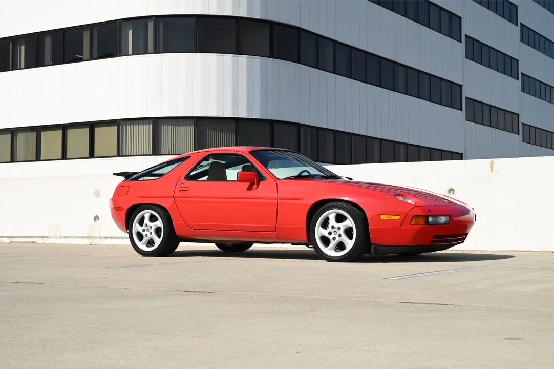 1987 Porsche 928 S4 - Image 18 of 31