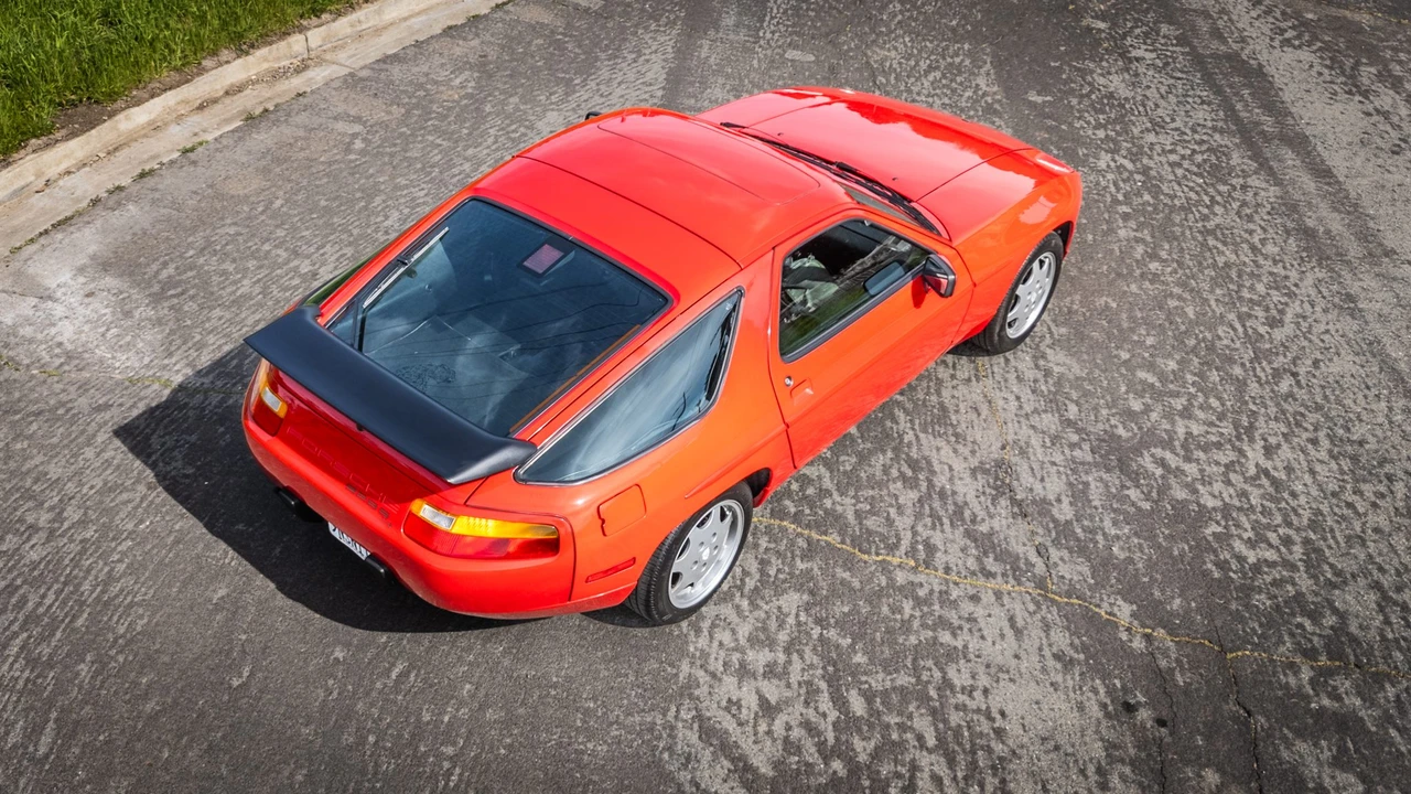 1987 Porsche 928 S4 - Image 17 of 31