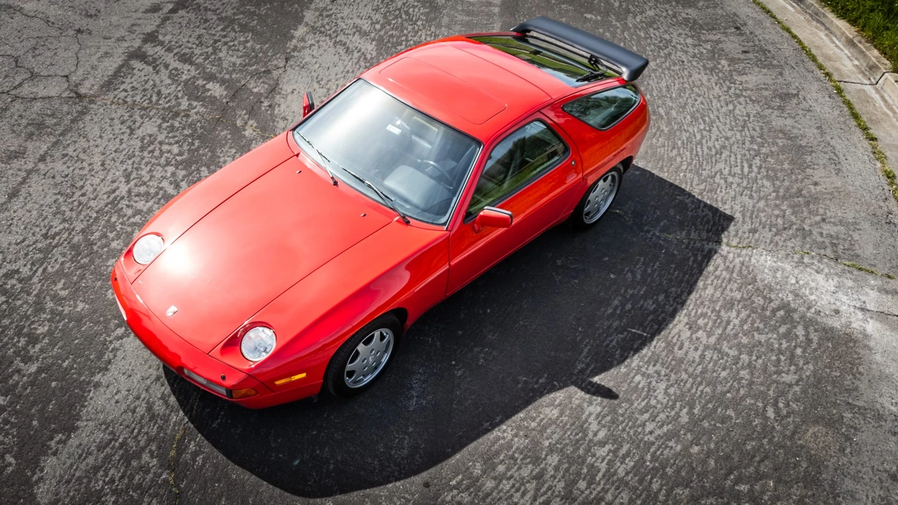 1987 Porsche 928 S4 - Image 13 of 31