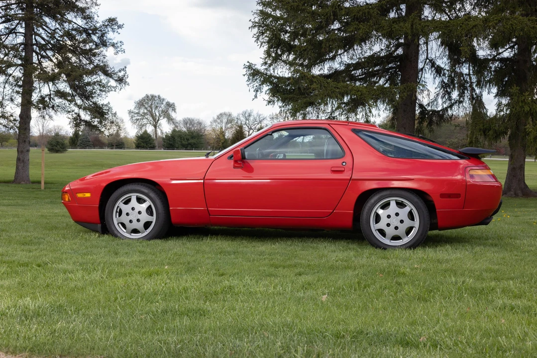 1987 Porsche 928 S4 - Image 5 of 31