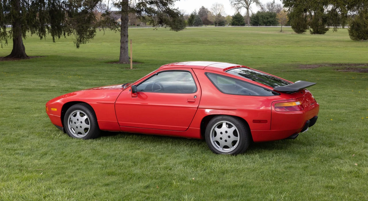 1987 Porsche 928 S4 - Image 6 of 31