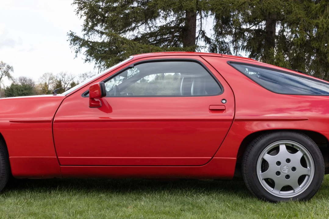 1987 Porsche 928 S4 - Image 29 of 31