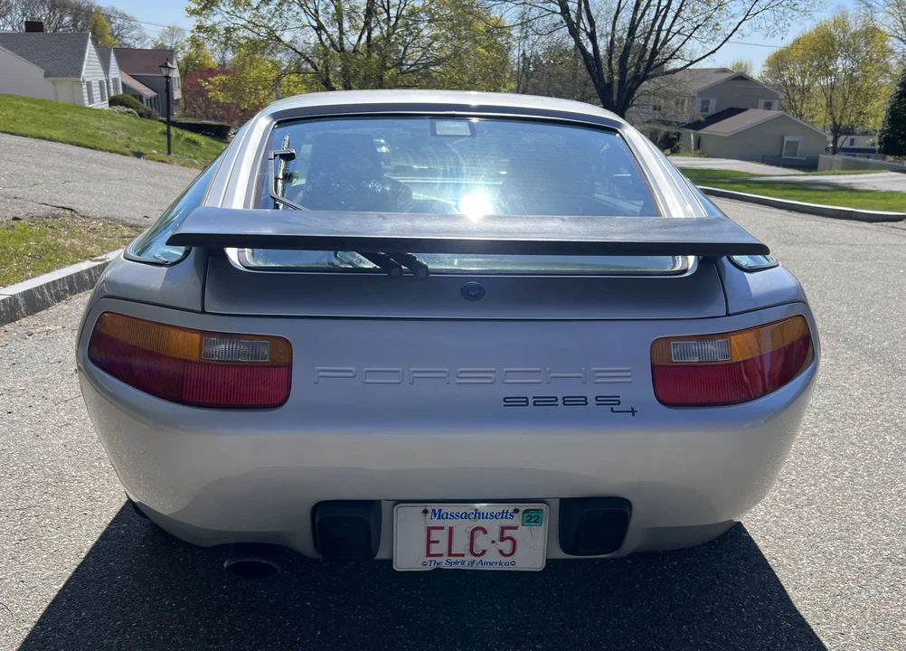 1987 Porsche 928 S4 - Image 7 of 31
