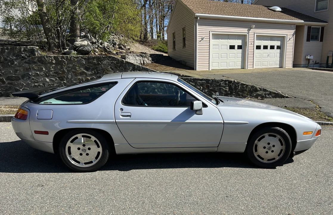 1987 Porsche 928 S4 - Image 10 of 31