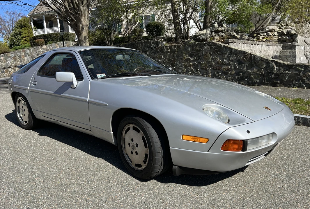 1987 Porsche 928 S4 - Image 11 of 31