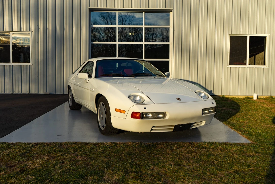 1987 Porsche 928 S4 - Image 6 of 31