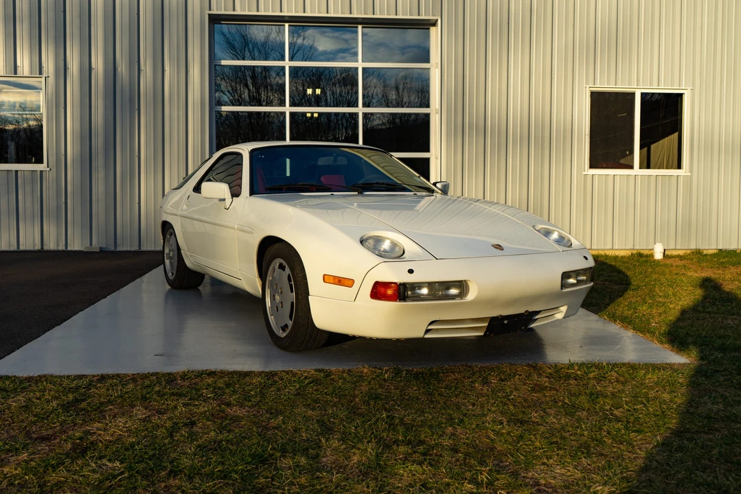 1987 Porsche 928 S4 - Image 5 of 31