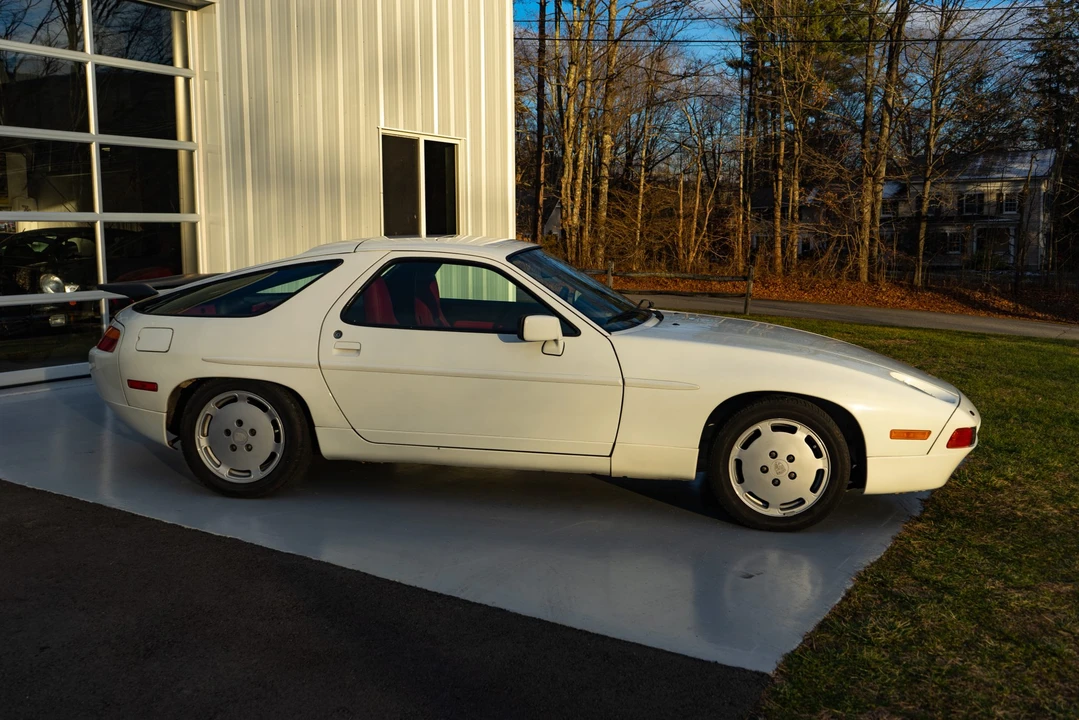 1987 Porsche 928 S4 - Image 25 of 31