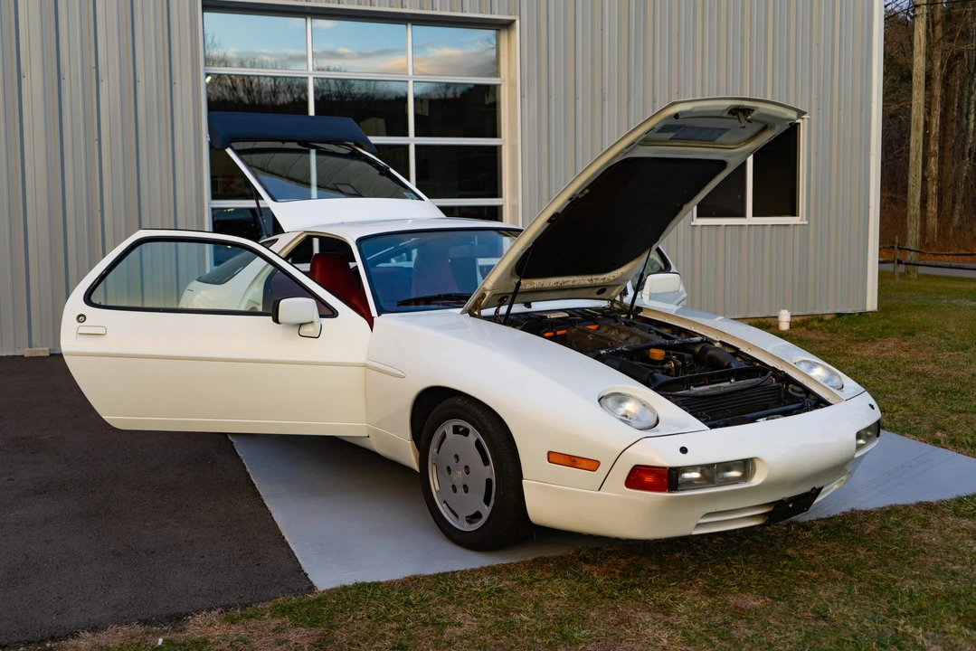 1987 Porsche 928 S4 - Image 27 of 31