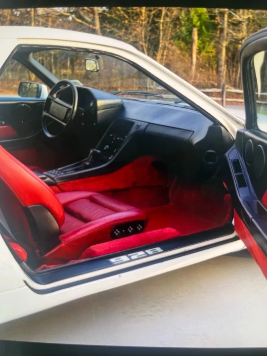 1987 Porsche 928 S4 - Image 14 of 21