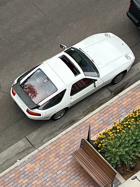 1987 Porsche 928 S4 - Image 12 of 21