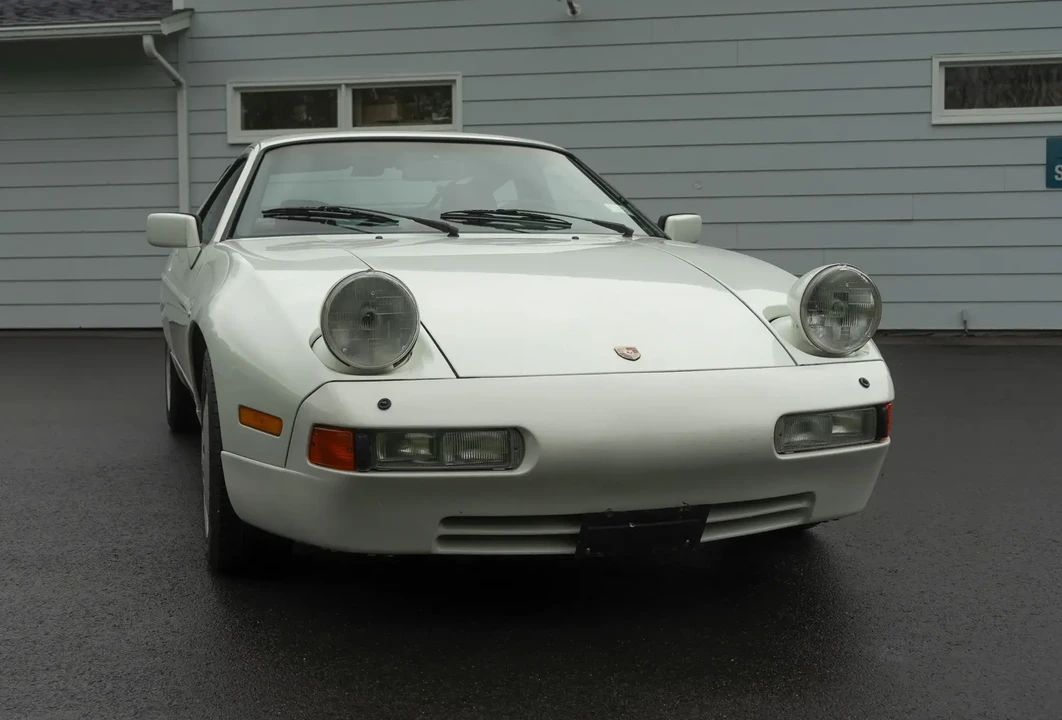 1987 Porsche 928 S4 - Image 2 of 6
