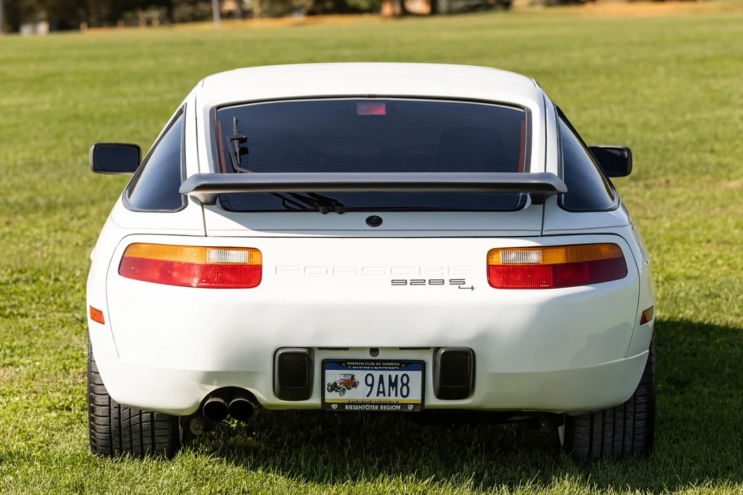 1987 Porsche 928 S4 - Image 5 of 31