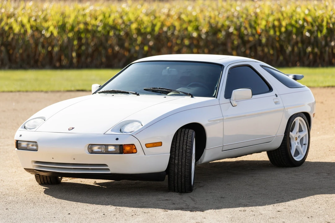 1987 Porsche 928 S4 - Image 10 of 31