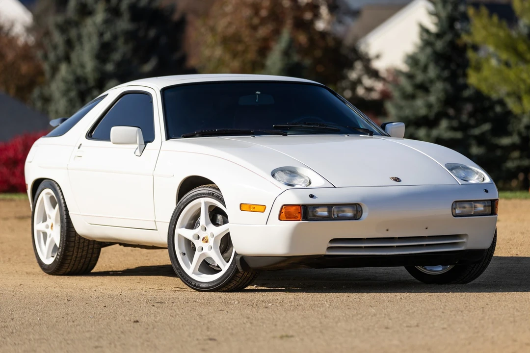1987 Porsche 928 S4 - Image 11 of 31
