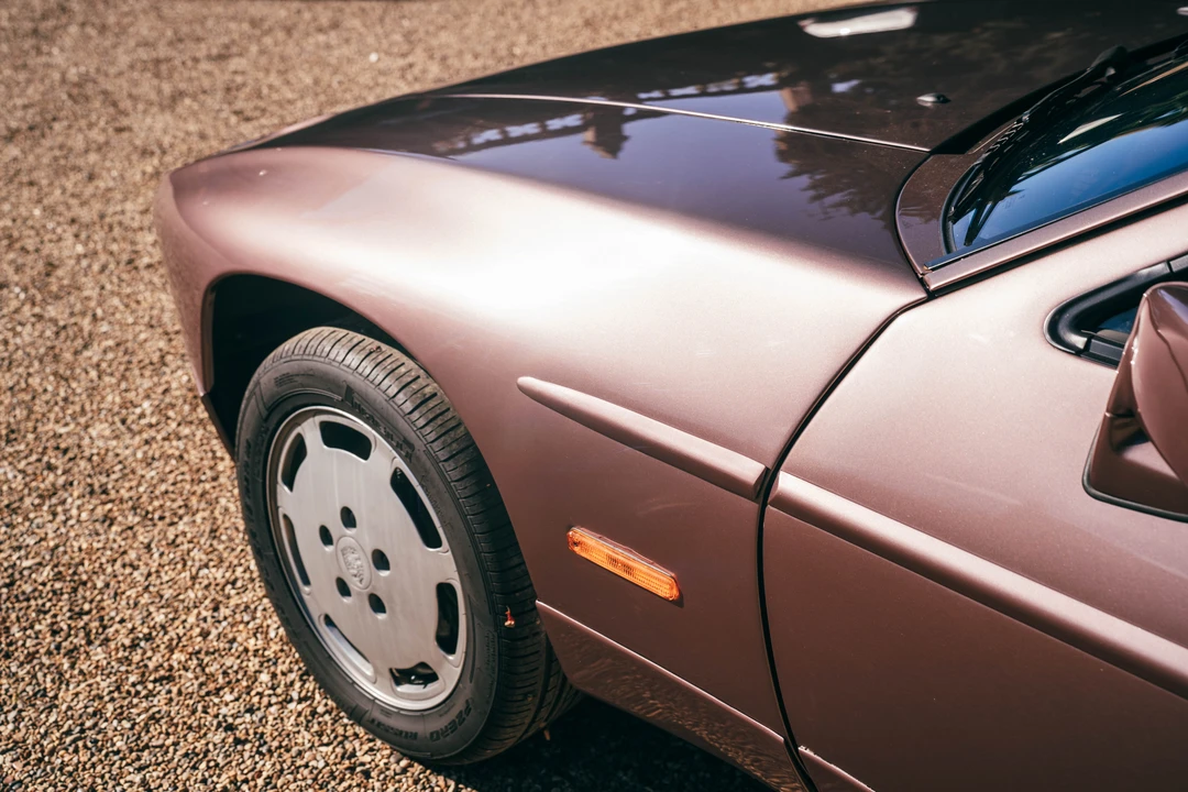 1987 Porsche 928 S4 - Image 25 of 31