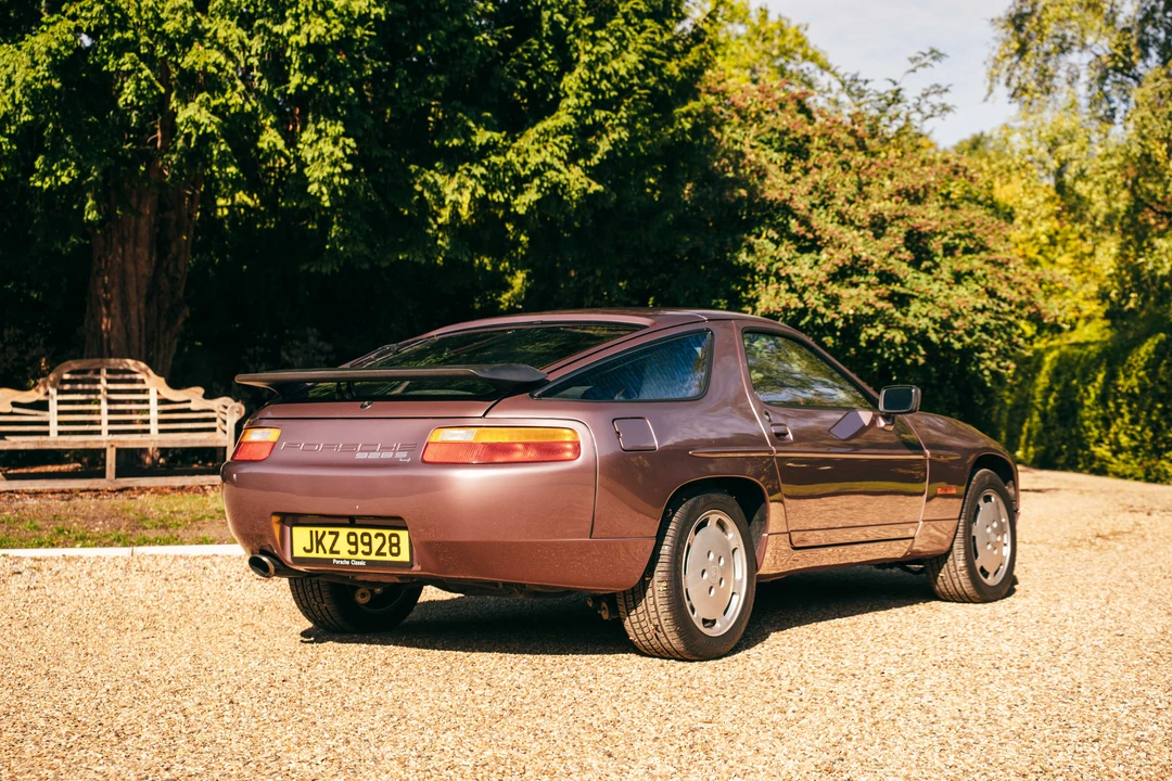 1987 Porsche 928 S4 - Image 7 of 31