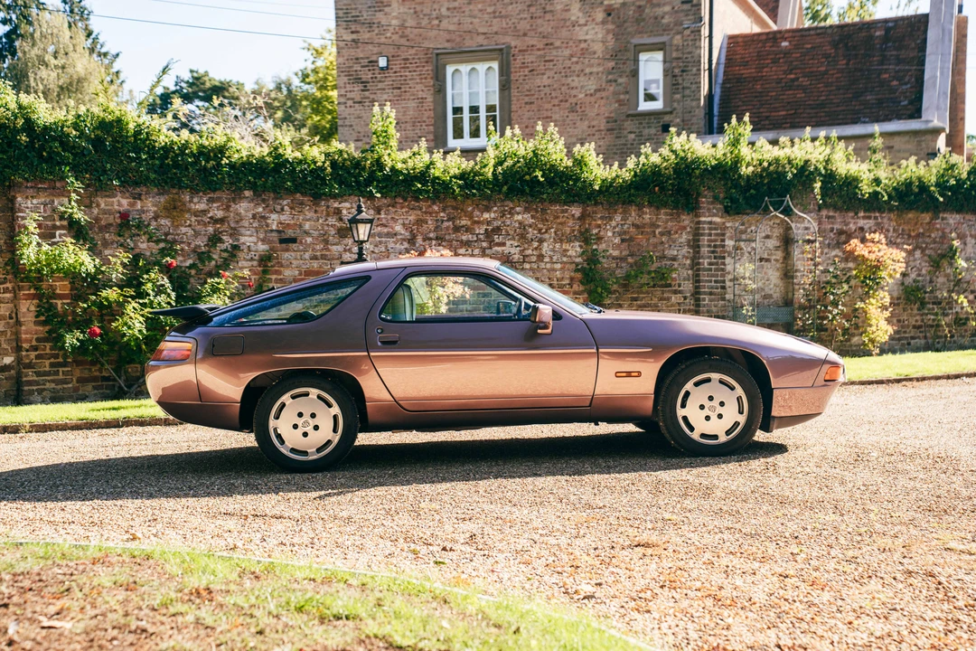 1987 Porsche 928 S4 - Image 8 of 31
