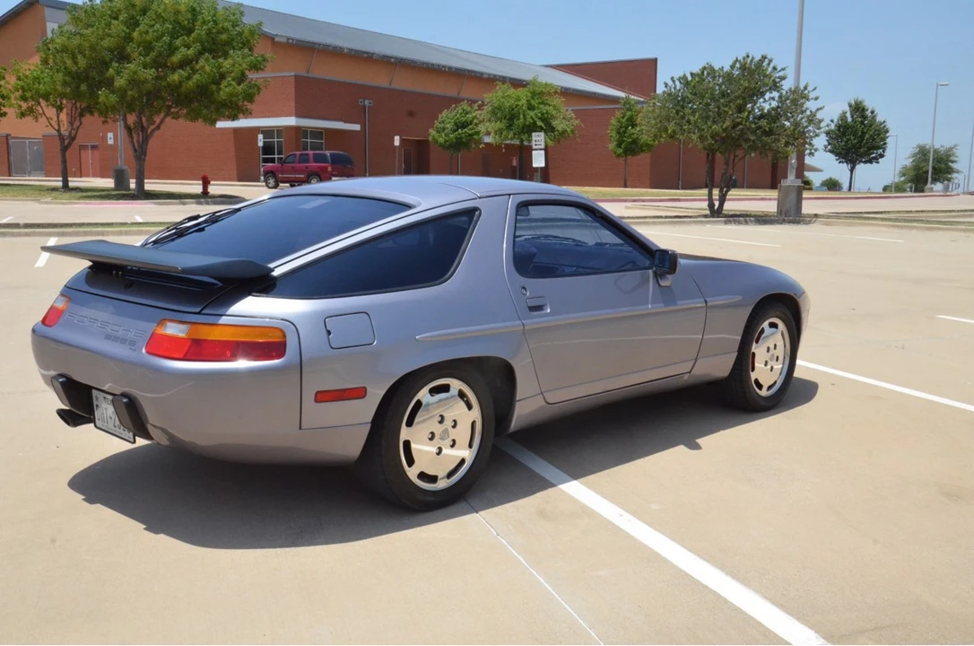 1987 Porsche 928 S4 - Image 4 of 31