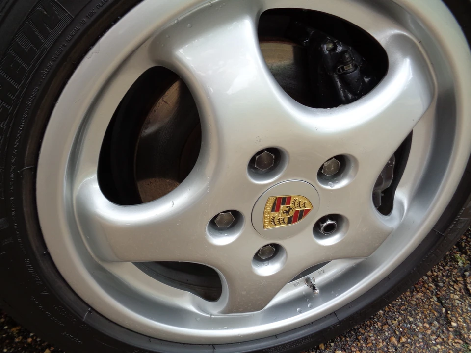 1987 Porsche 928 S4 - Image 16 of 31