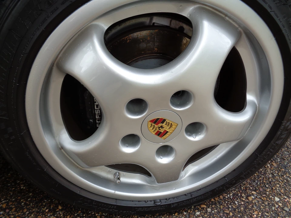 1987 Porsche 928 S4 - Image 17 of 31