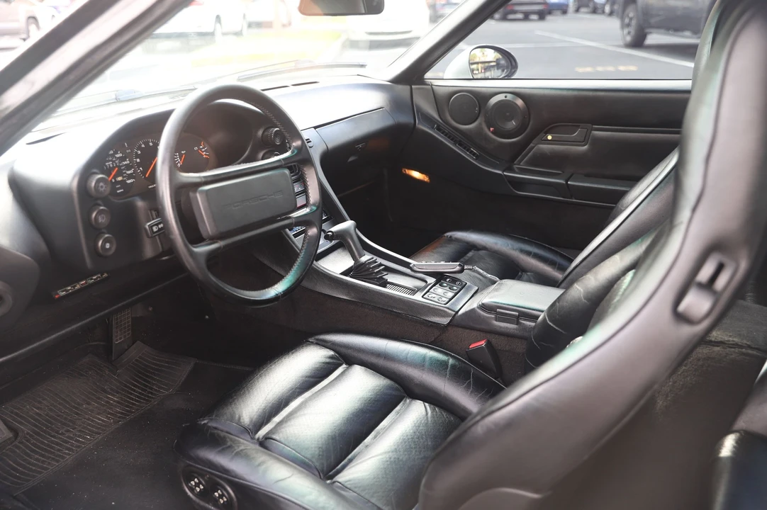 1987 Porsche 928 S4 - Image 26 of 31