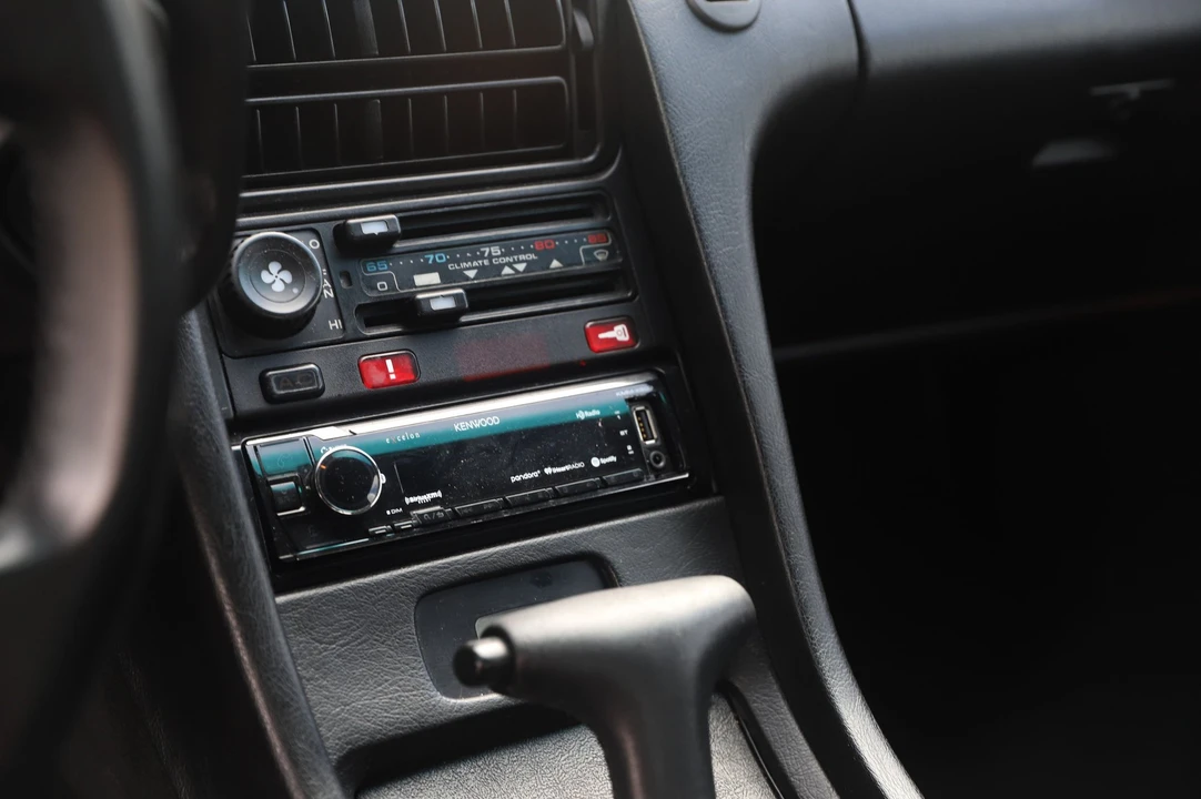 1987 Porsche 928 S4 - Image 29 of 31