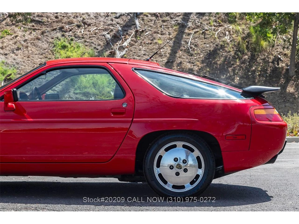 1987 Porsche 928 S4 - Image 18 of 31