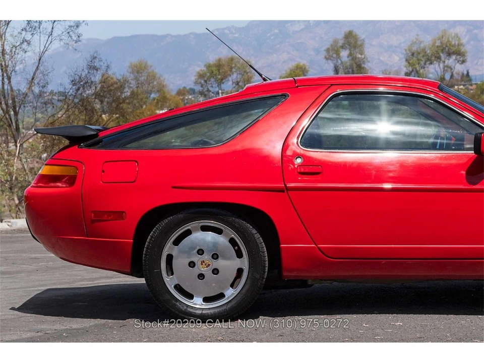 1987 Porsche 928 S4 - Image 15 of 31
