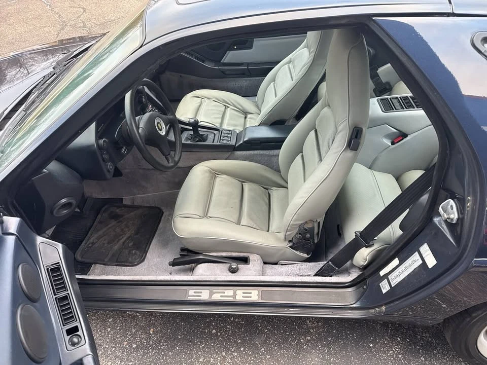 1987 Porsche 928 S4 - Image 9 of 17