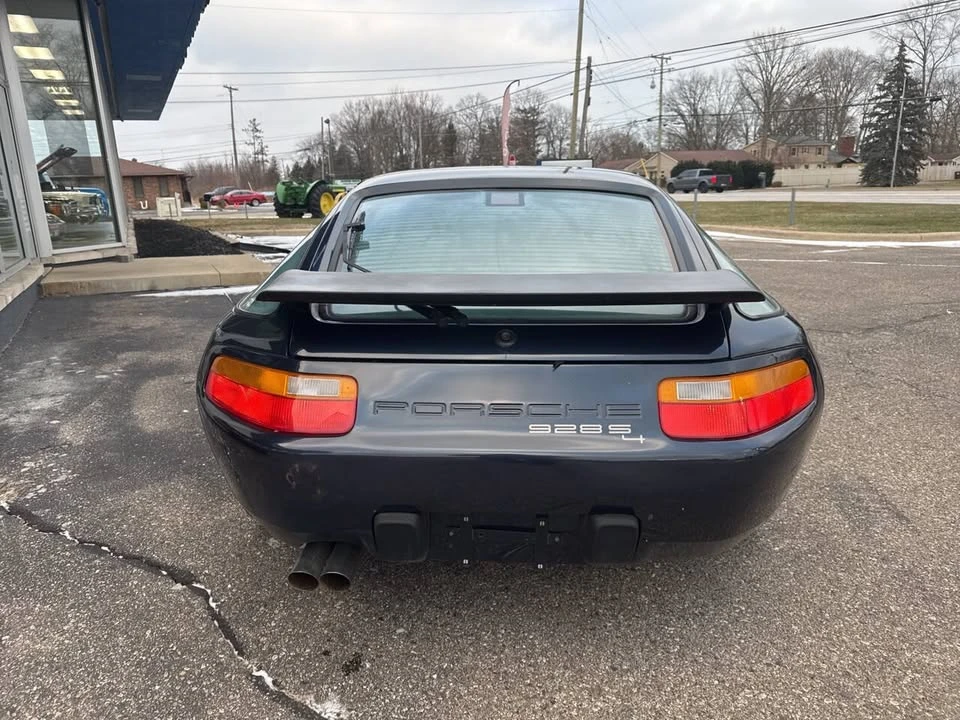 1987 Porsche 928 S4 - Image 6 of 17