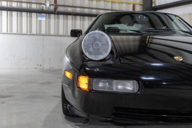1987 Porsche 928 S4 - Image 12 of 31