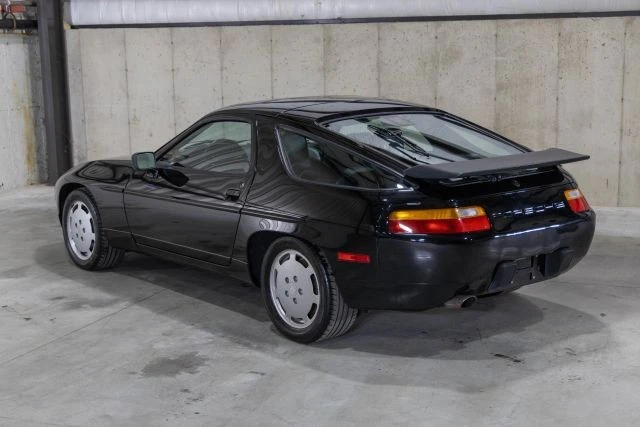 1987 Porsche 928 S4 - Image 5 of 31