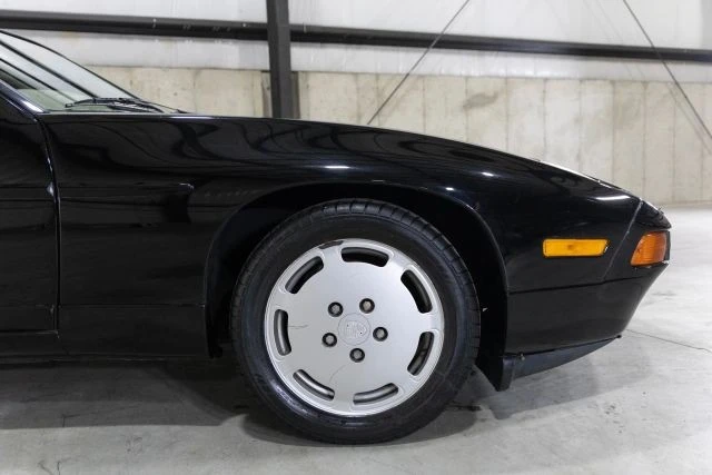 1987 Porsche 928 S4 - Image 29 of 31