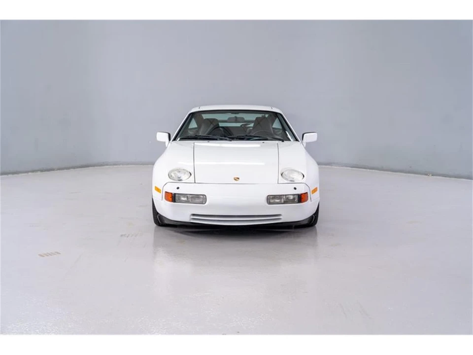 1987 Porsche 928 S4 - Image 4 of 31