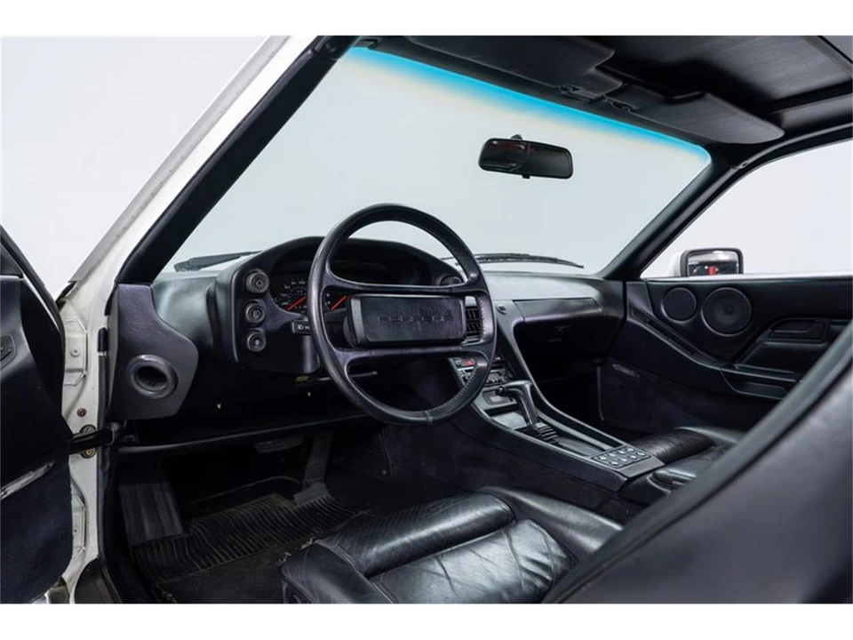 1987 Porsche 928 S4 - Image 11 of 31