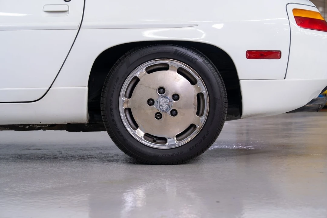 1987 Porsche 928 S4 - Image 24 of 31