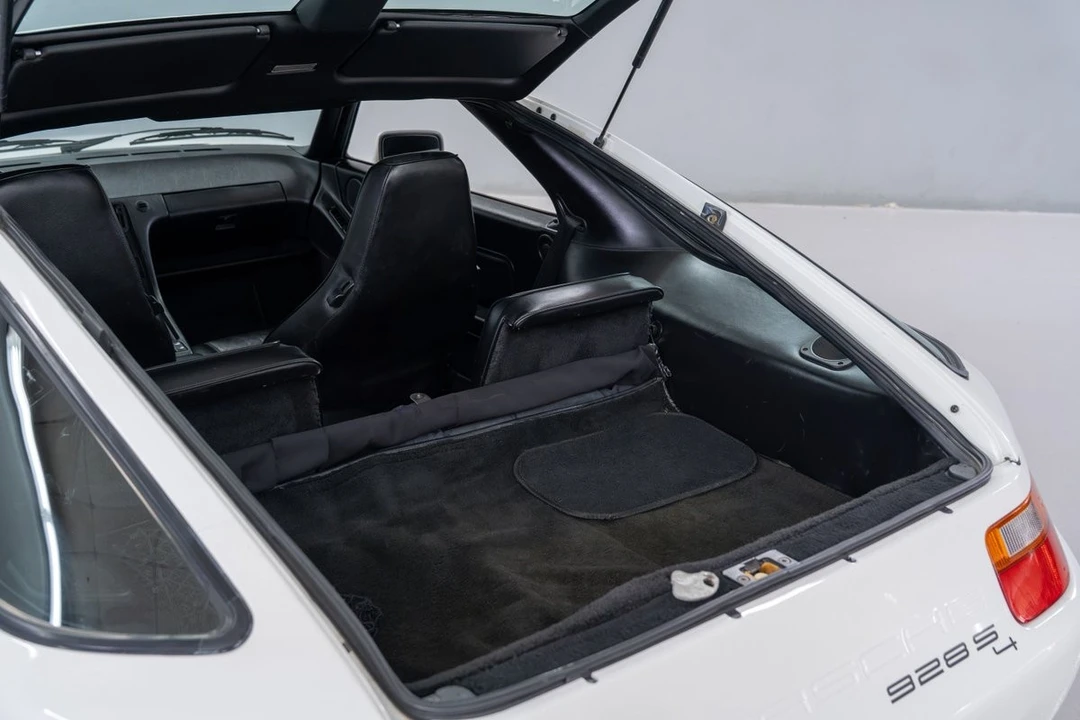 1987 Porsche 928 S4 - Image 22 of 31