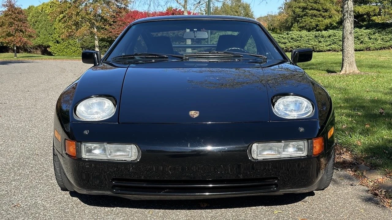 1987 Porsche 928 - Image 3 of 12