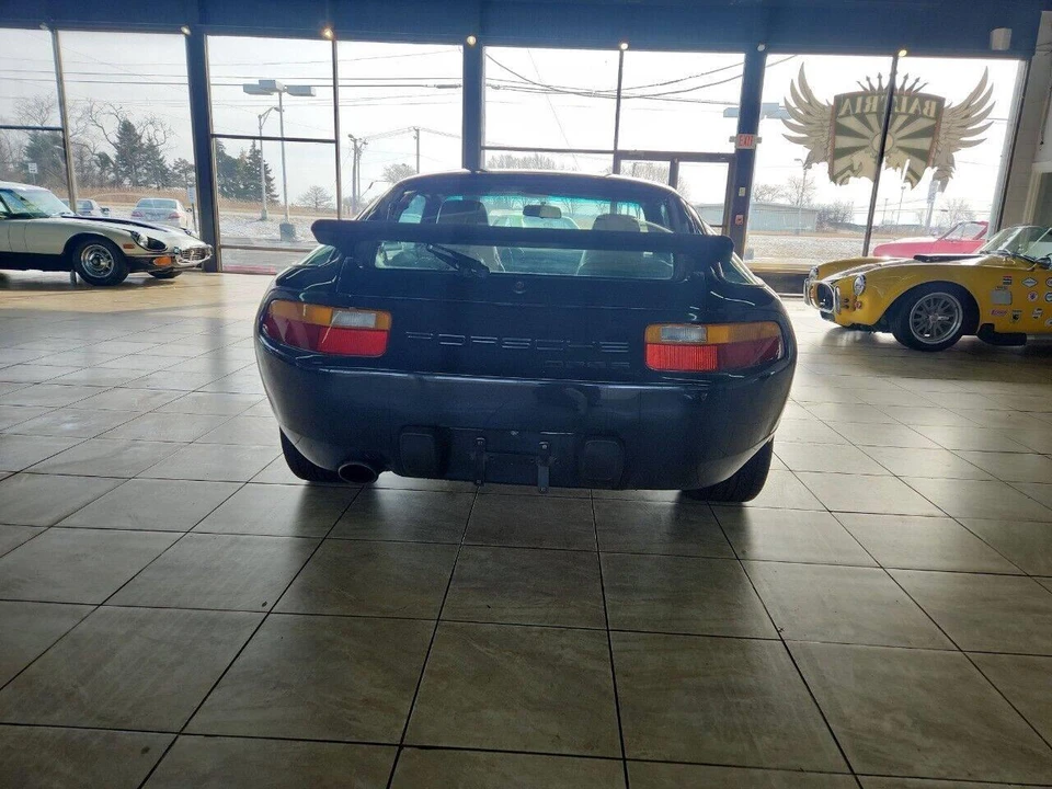 1987 Porsche 928 S4 - Image 8 of 31