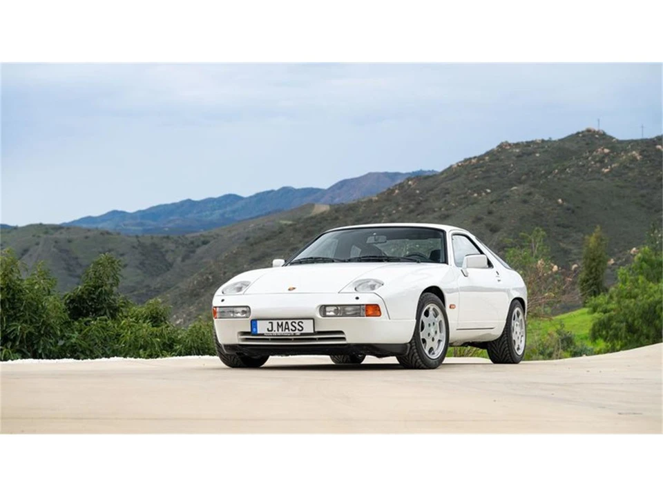 1987 Porsche 928 S4 - Image 10 of 31